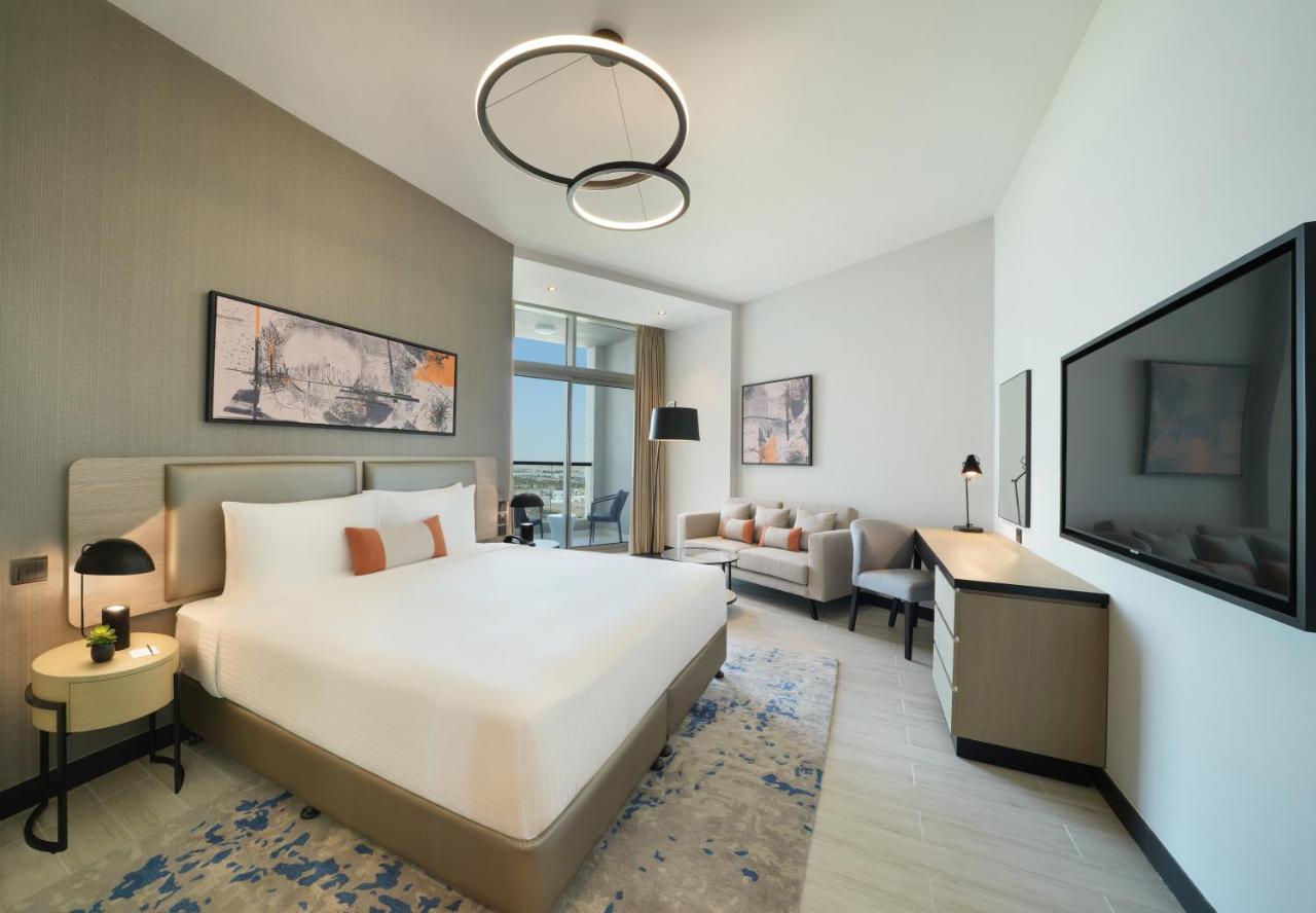 Damac Hills 2 Hotel, An Edge By Rotana Hotel 迪拜 外观 照片