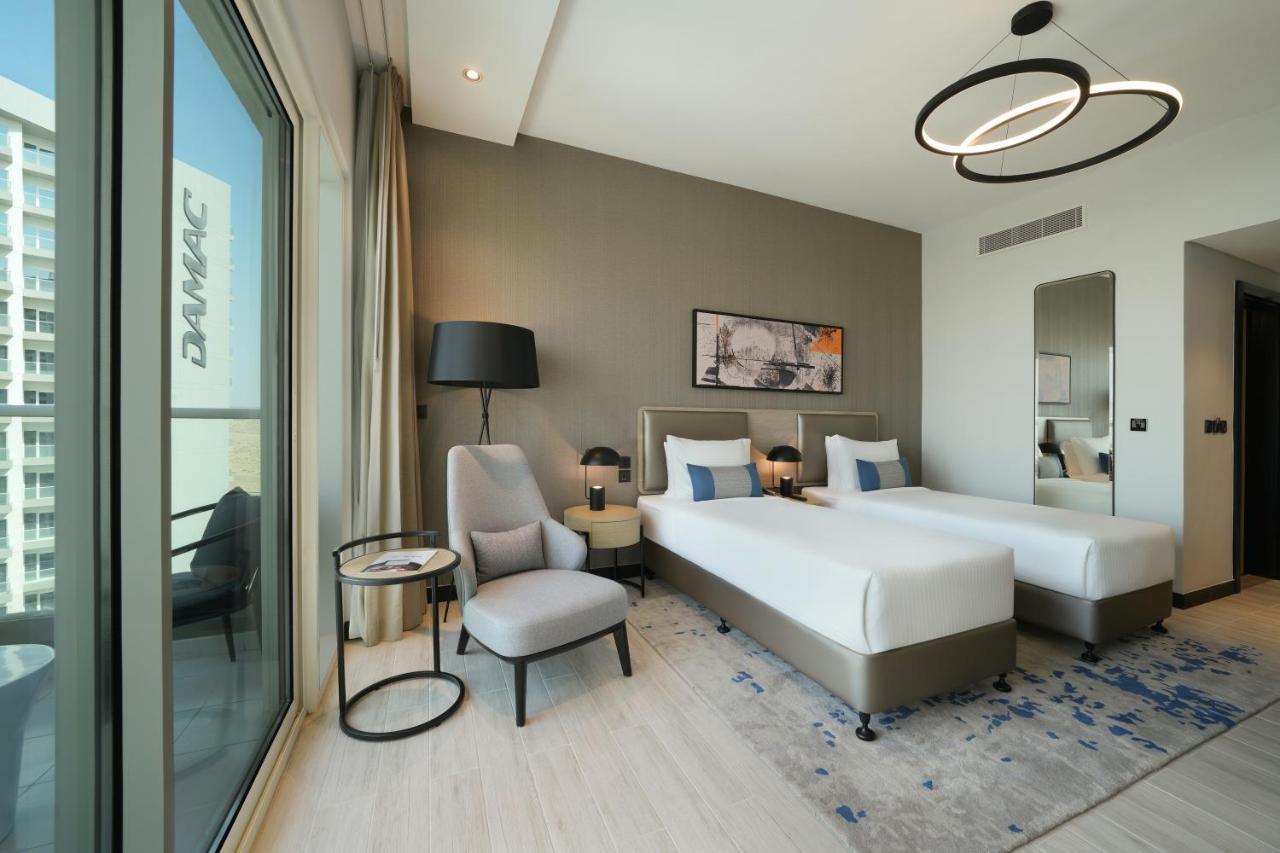 Damac Hills 2 Hotel, An Edge By Rotana Hotel 迪拜 外观 照片