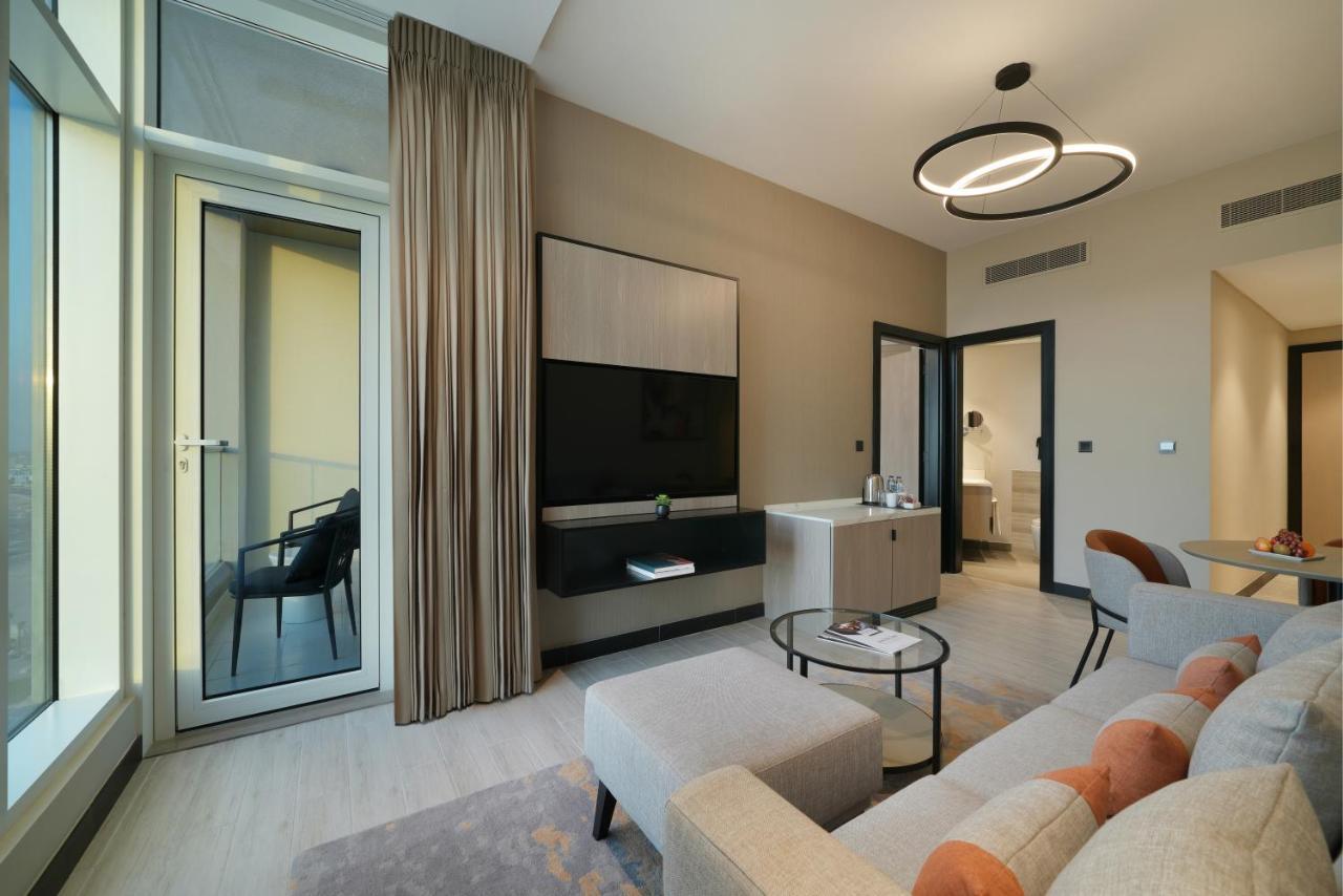 Damac Hills 2 Hotel, An Edge By Rotana Hotel 迪拜 外观 照片