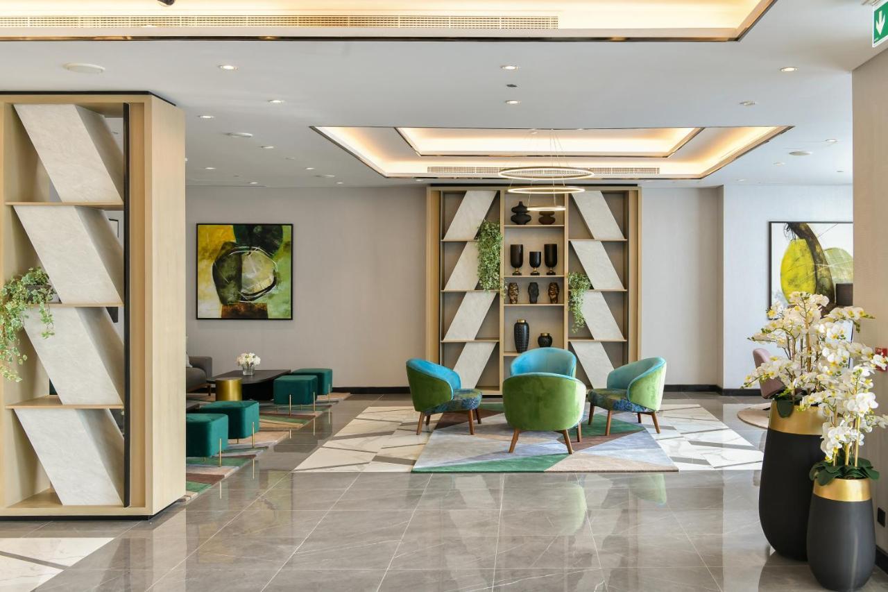 Damac Hills 2 Hotel, An Edge By Rotana Hotel 迪拜 外观 照片