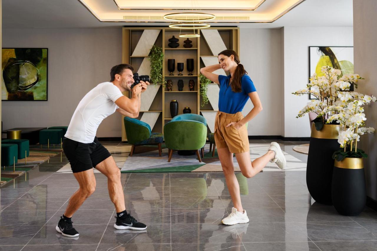 Damac Hills 2 Hotel, An Edge By Rotana Hotel 迪拜 外观 照片