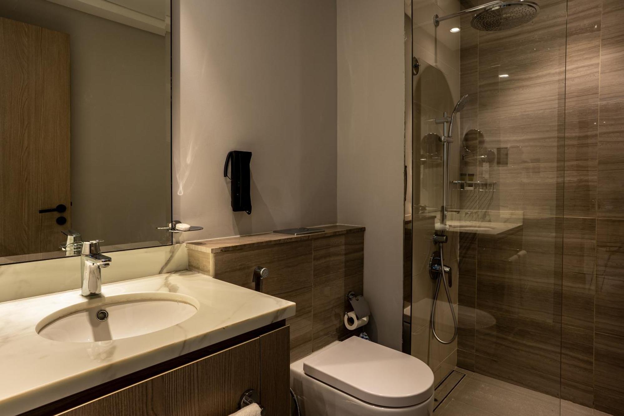 Damac Hills 2 Hotel, An Edge By Rotana Hotel 迪拜 外观 照片